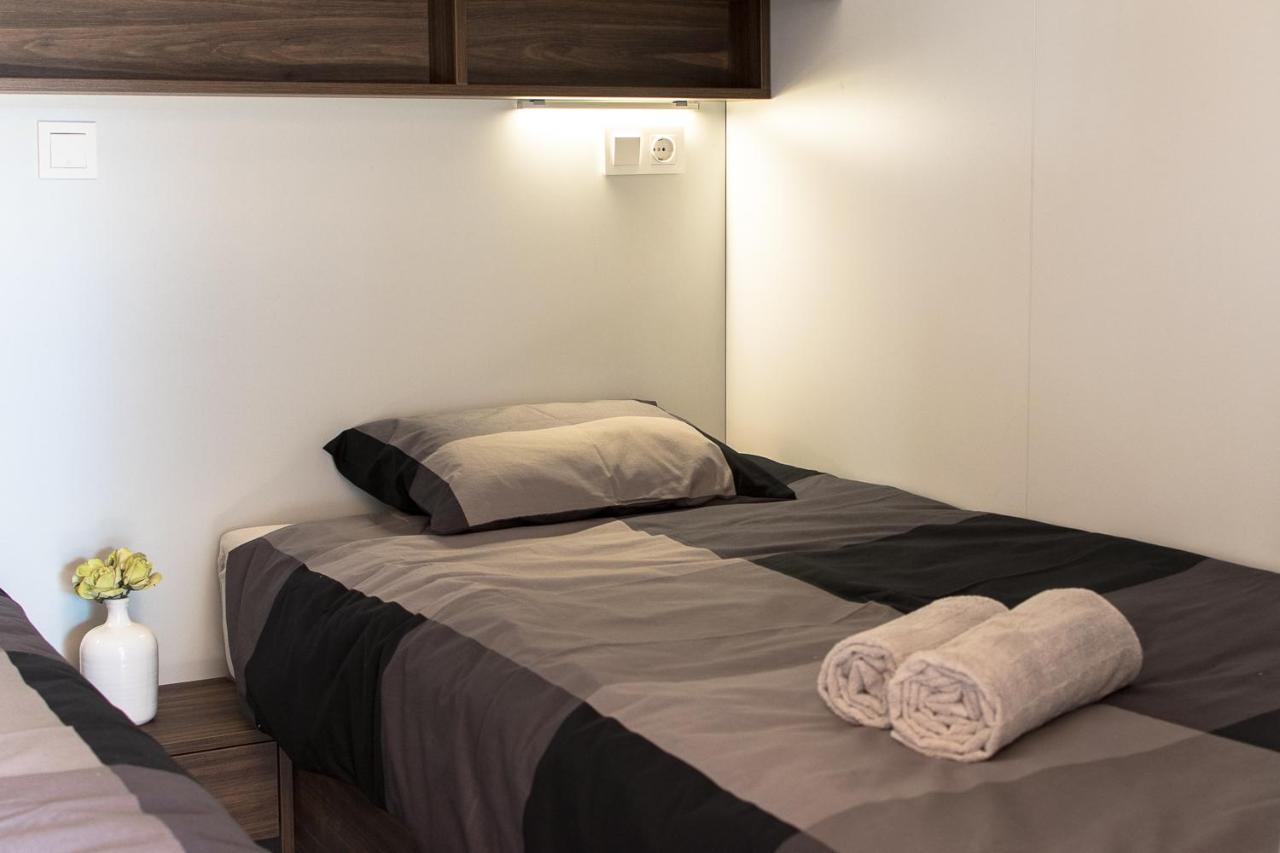 Lux Camp - Mobile Homes In Bi Village Fažana Exteriér fotografie