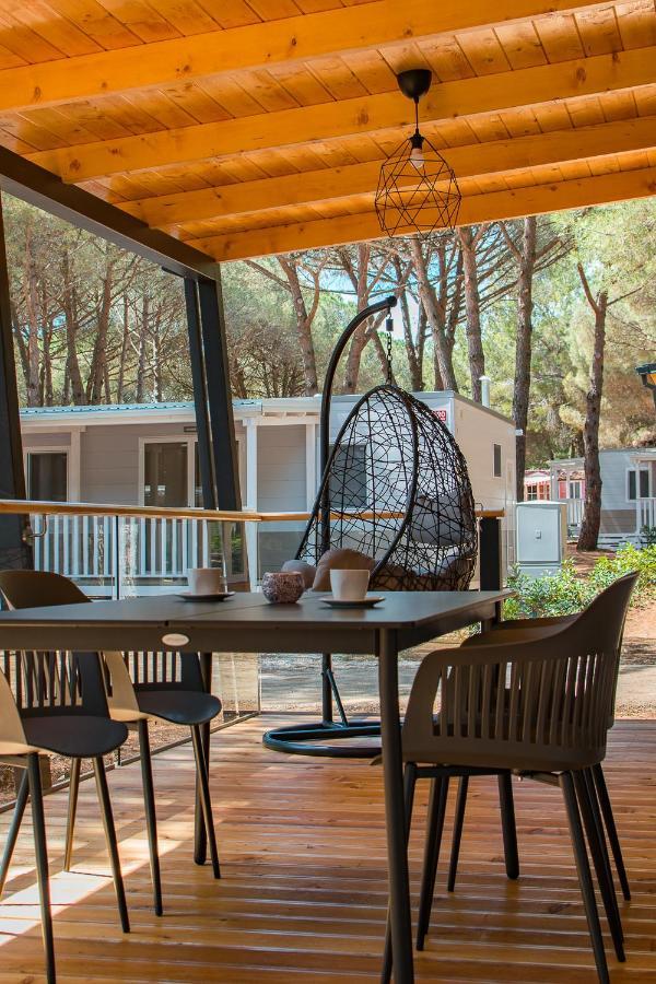 Lux Camp - Mobile Homes In Bi Village Fažana Exteriér fotografie