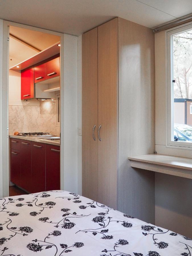 Lux Camp - Mobile Homes In Bi Village Fažana Exteriér fotografie